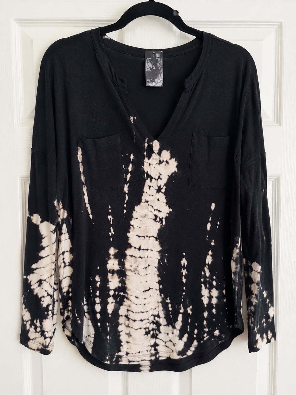Young Fabulous & Broke Black and White Tie-Dye V-Neck Blouse